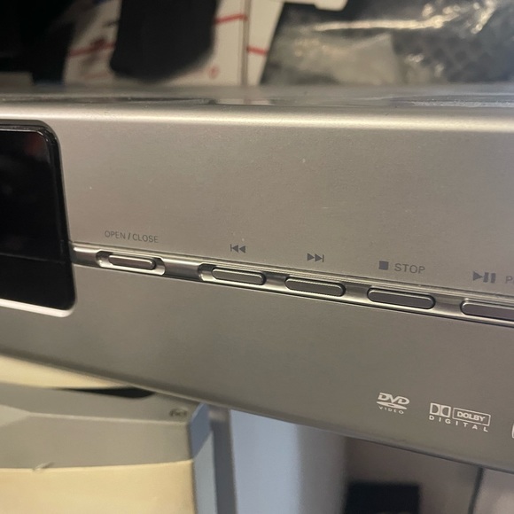 Magnavox dvd recorder unit - Picture 8 of 13